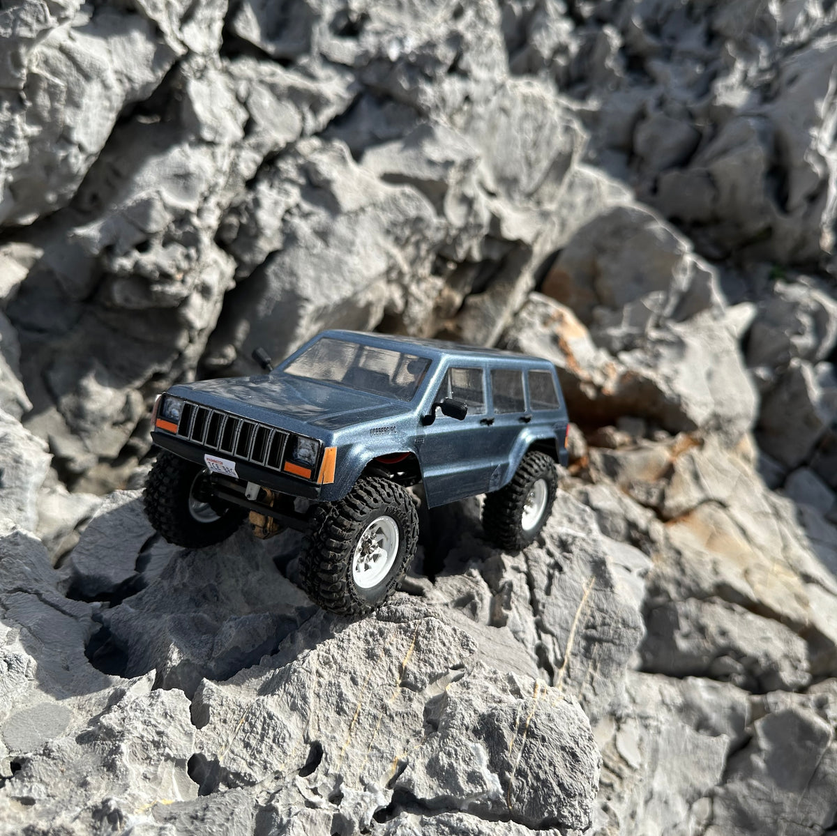 Jeep Cherokee | Axial SCX24 | Custom Rock Crawling RC Bodies
